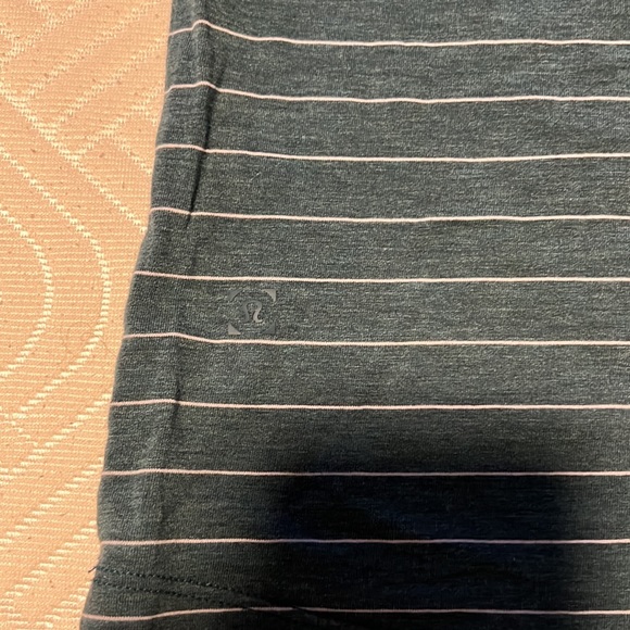 Lululemon medium green shirt. - Picture 3 of 5